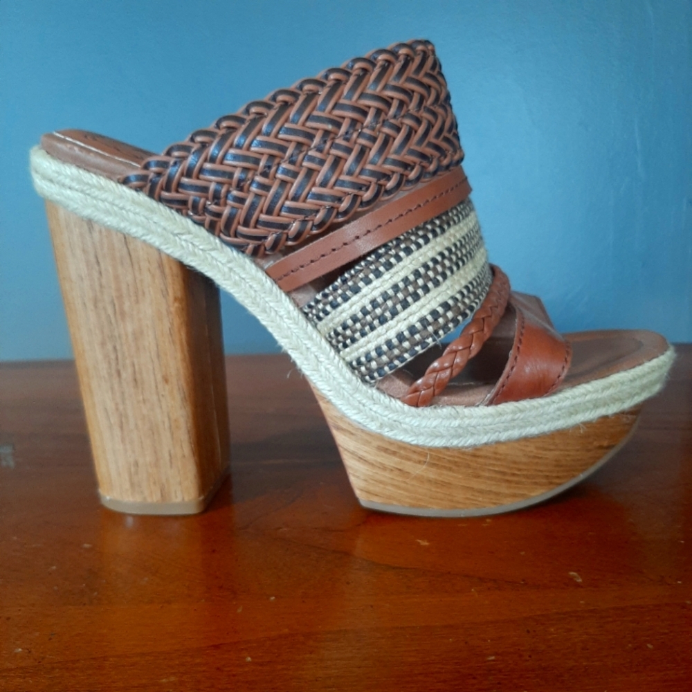 Lucky Brand chunky heels size 8